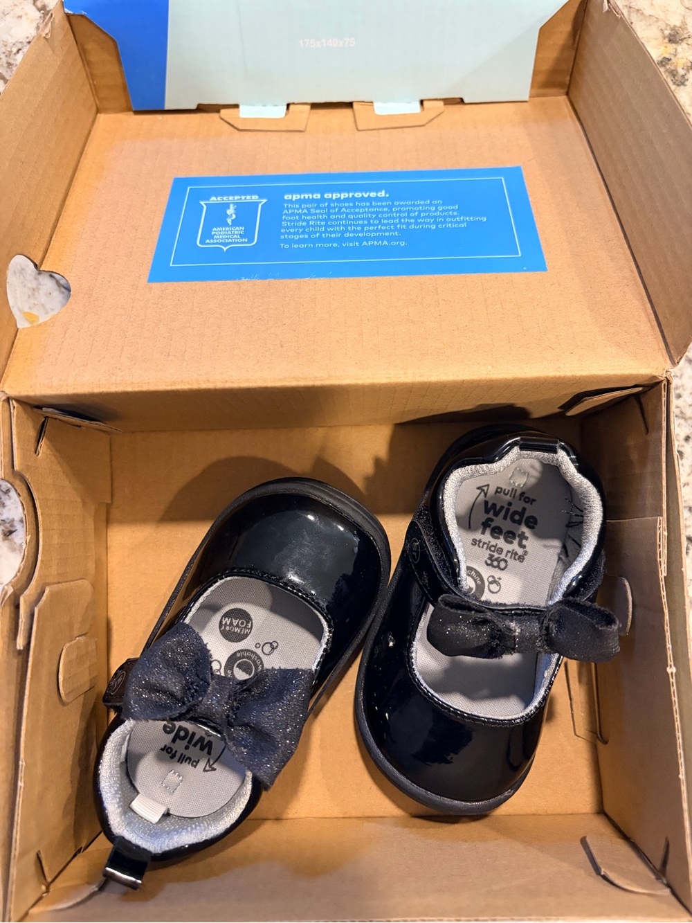 Stride Rite Toddler Black Patent Mary Janes with Glitter Bow